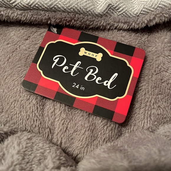 Brand new 24in pet bed - Picture 2 of 4